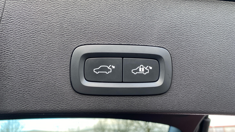 Volvo Xc40 300kW Recharge Twin Plus 78kWh 5dr AWD Auto Electric Estate